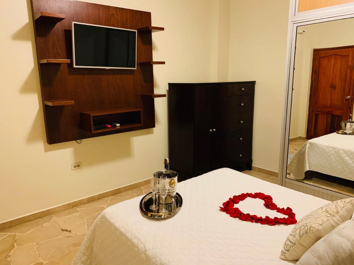San Francisco Apart Hotel Γκουαγιακίλ Εξωτερικό φωτογραφία